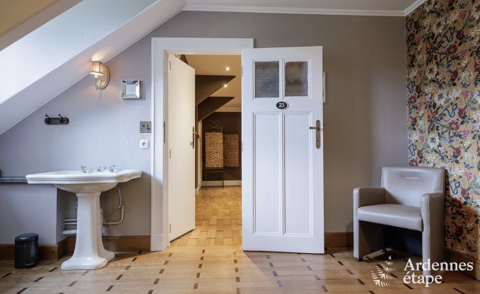 Luxueus kasteel in Chiny voor 32 personen in de Ardennen