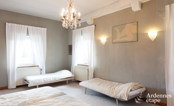 Kasteel in Ciney voor 31 personen in de Ardennen