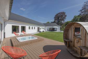 Luxe villa voor 14 personen in Ciney in de Ardennen