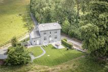 Bijgebouw van kasteel in Ciney voor uw verblijf met Ardennes-Etape