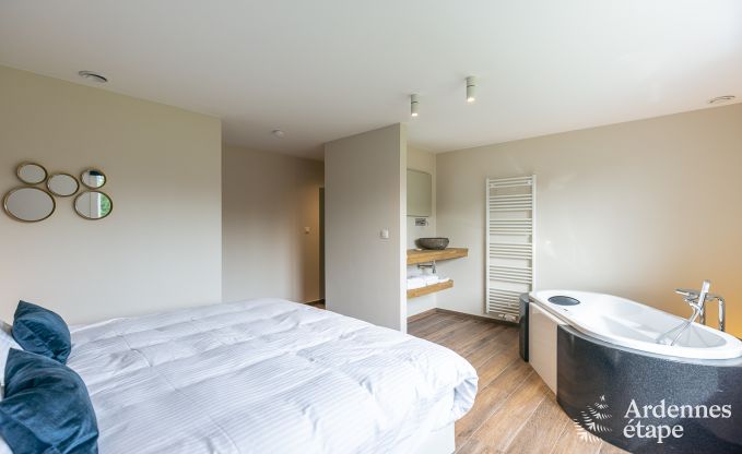 Ruime luxevilla in Daverdisse voor 22 personen met 11 slaapkamers, binnenzwembad, sauna en jacuzzi