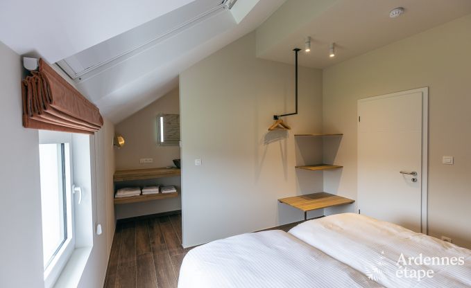 Ruime luxevilla in Daverdisse voor 22 personen met 11 slaapkamers, binnenzwembad, sauna en jacuzzi