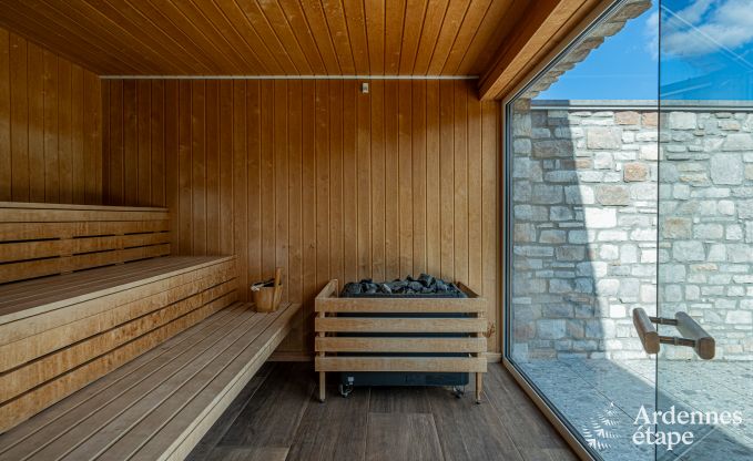 Ruime luxevilla in Daverdisse voor 22 personen met 11 slaapkamers, binnenzwembad, sauna en jacuzzi