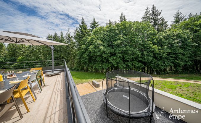 Luxe villa Daverdisse, 10 slaapkamers, 9 badkamers, zwembad, jacuzzi, sauna, speelruimte, nabij bos en rivier