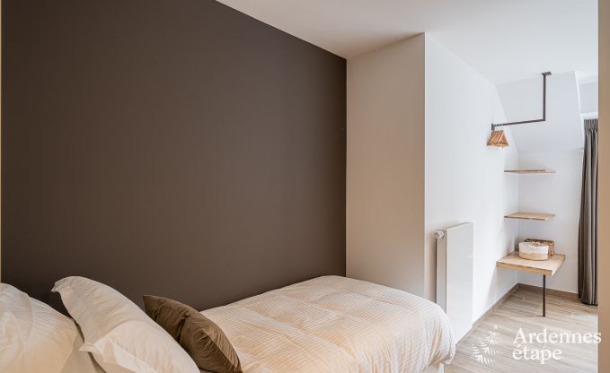 Luxe villa Daverdisse, 10 slaapkamers, 9 badkamers, zwembad, jacuzzi, sauna, speelruimte, nabij bos en rivier