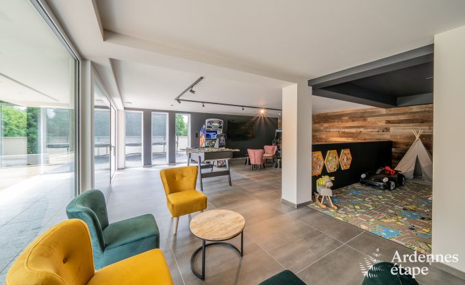 Luxe villa Daverdisse, 10 slaapkamers, 9 badkamers, zwembad, jacuzzi, sauna, speelruimte, nabij bos en rivier