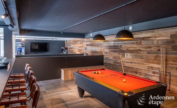 Luxe villa Daverdisse, 10 slaapkamers, 9 badkamers, zwembad, jacuzzi, sauna, speelruimte, nabij bos en rivier