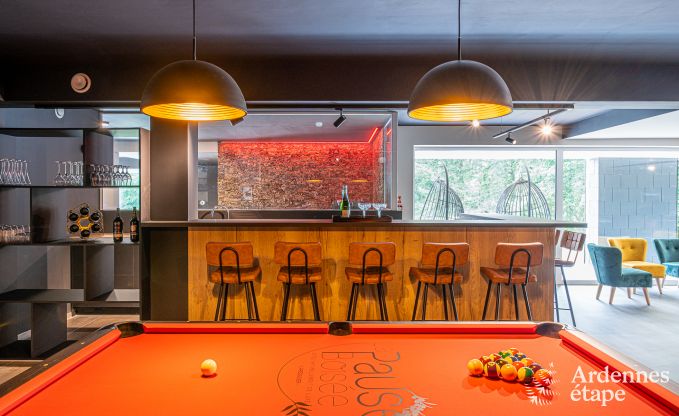 Luxe villa Daverdisse, 10 slaapkamers, 9 badkamers, zwembad, jacuzzi, sauna, speelruimte, nabij bos en rivier