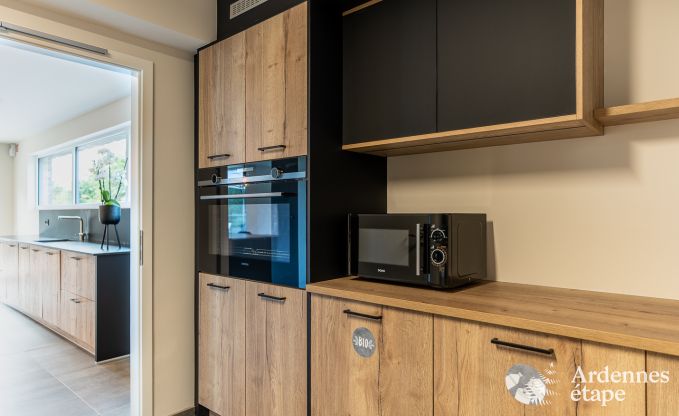 Luxe villa Daverdisse, 10 slaapkamers, 9 badkamers, zwembad, jacuzzi, sauna, speelruimte, nabij bos en rivier