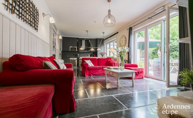 Vakantiehuis in Dinant (Hasti�re) voor 12/13 personen in de Ardennen
