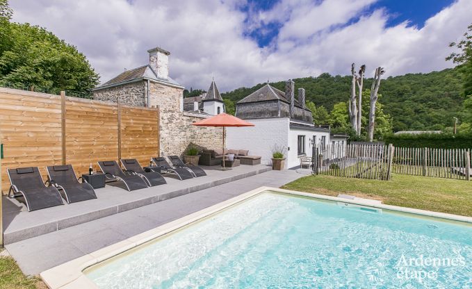 Vakantiehuis in Dinant (Hasti�re) voor 12/13 personen in de Ardennen