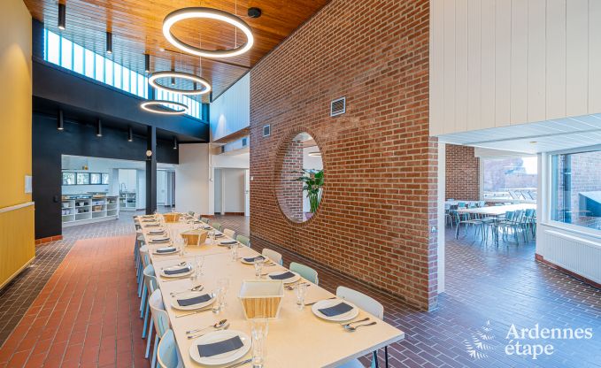 Buitengewoon in Dinant voor 50 personen in de Ardennen