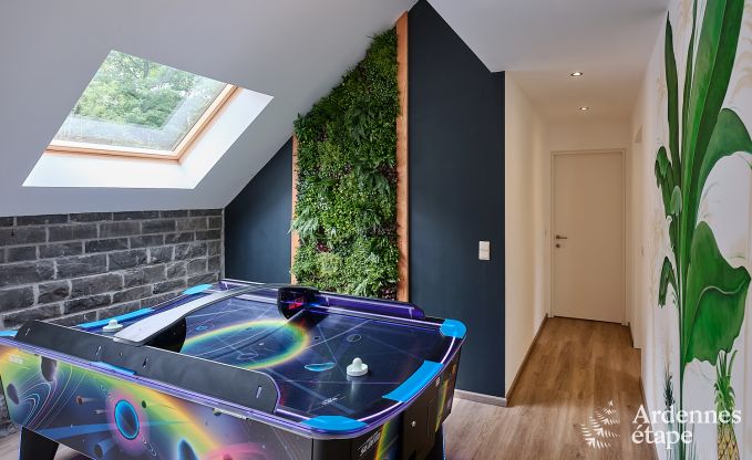 Luxevilla in Durbuy voor 8 personen met jacuzzi, sauna, overdekt terras en privtuin