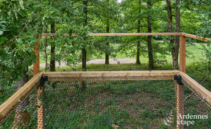 Luxevilla in Durbuy voor 8 personen met jacuzzi, sauna, overdekt terras en privtuin