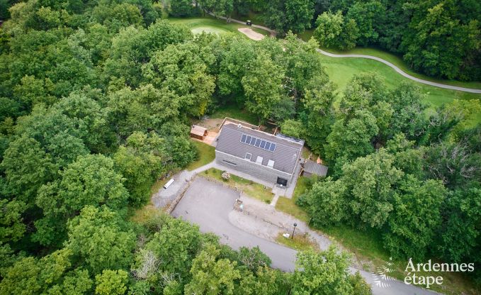 Luxevilla in Durbuy voor 8 personen met jacuzzi, sauna, overdekt terras en privtuin