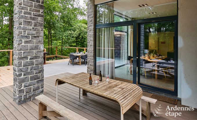 Luxevilla in Durbuy voor 8 personen met jacuzzi, sauna, overdekt terras en privtuin