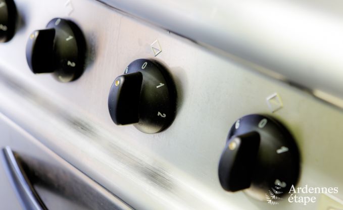 Ruim vakantiehuis in Durbuy: 26 personen, 9 kamers, hart van de Ardennen