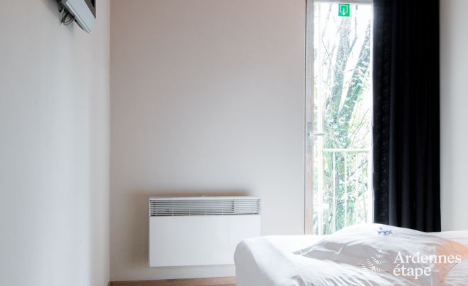 Onvergetelijk verblijf in Durbuy: Ruim vakantiehuis voor 18 personen met luxe voorzieningen in het hart van de Ardennen