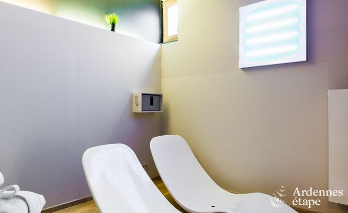 Onvergetelijk verblijf in Durbuy: Ruim vakantiehuis voor 18 personen met luxe voorzieningen in het hart van de Ardennen