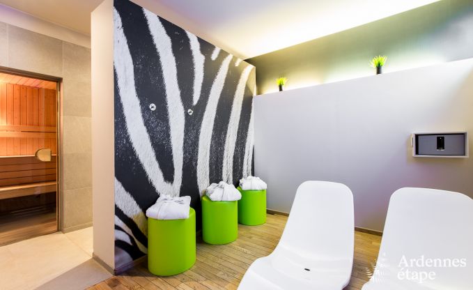 Onvergetelijk verblijf in Durbuy: Ruim vakantiehuis voor 18 personen met luxe voorzieningen in het hart van de Ardennen