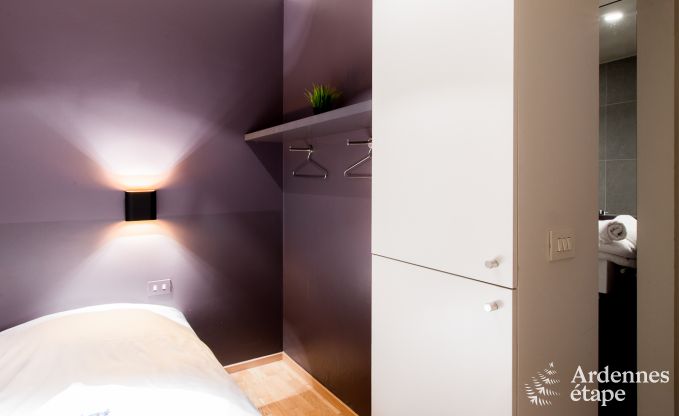 Onvergetelijk verblijf in Durbuy: Ruim vakantiehuis voor 18 personen met luxe voorzieningen in het hart van de Ardennen