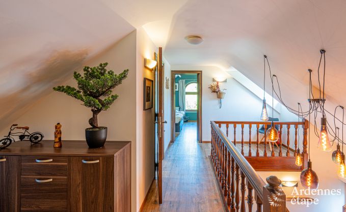 Chalet in Durbuy voor 12 personen met jacuzzi, sauna, houtkachel en zwembad