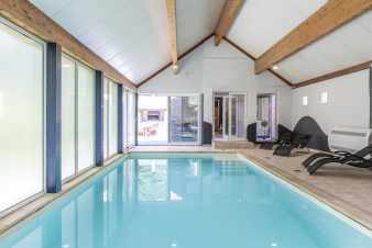 Vakantiehuis voor 22 personen, met binnenzwembad, bij Durbuy