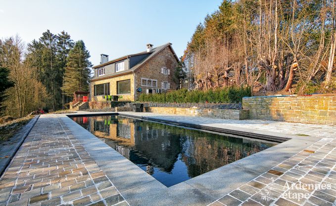 Luxe villa voor 10 met zwembad en vijver dichtbij Durbuy
