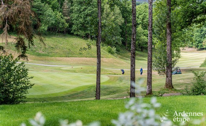 Ruime villa voor 8 personen in Durbuy met sauna, hottub en priv�tuin