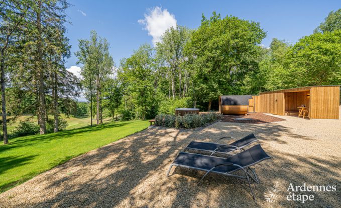 Ruime villa voor 8 personen in Durbuy met sauna, hottub en priv�tuin