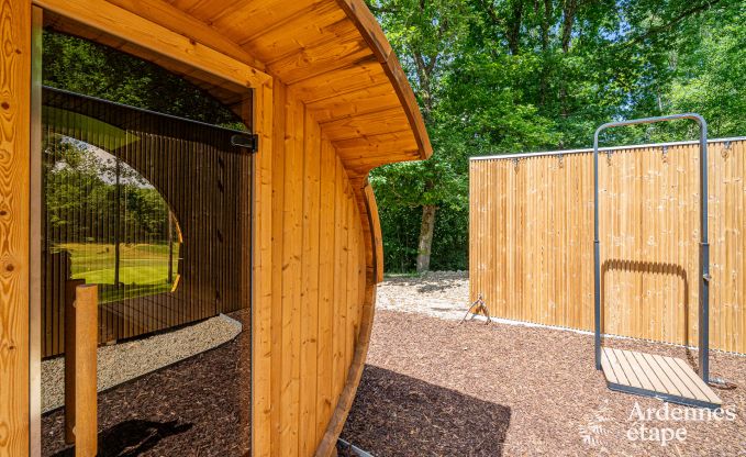 Ruime villa voor 8 personen in Durbuy met sauna, hottub en priv�tuin