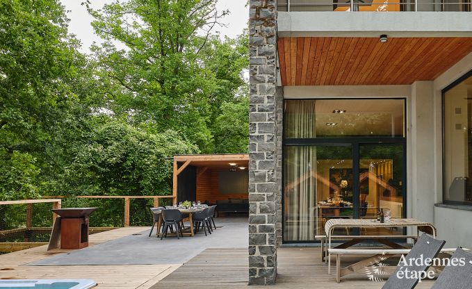 Luxevilla in Durbuy voor 8 personen met jacuzzi, sauna, overdekt terras en privtuin