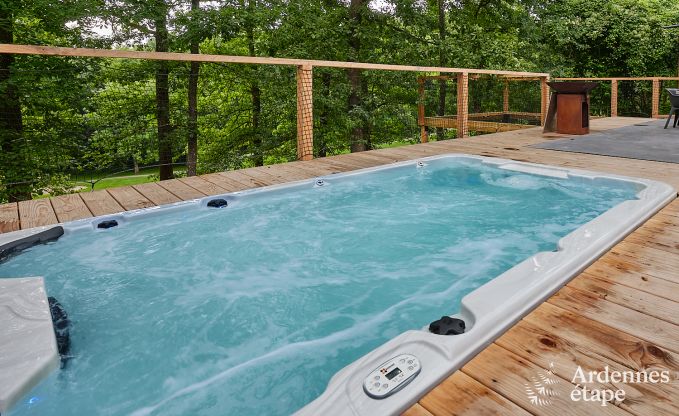Luxevilla in Durbuy voor 8 personen met jacuzzi, sauna, overdekt terras en privtuin