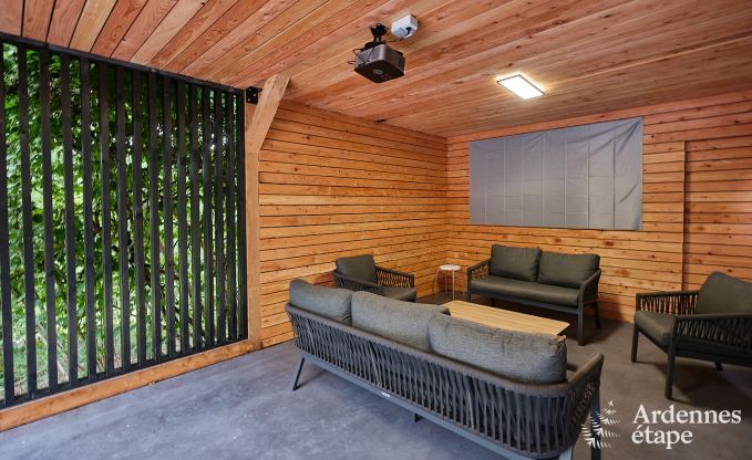 Luxevilla in Durbuy voor 8 personen met jacuzzi, sauna, overdekt terras en privtuin