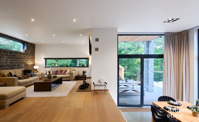 Luxevilla in Durbuy voor 8 personen met jacuzzi, sauna, overdekt terras en privtuin