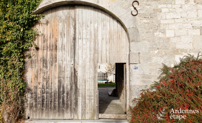 Ruim vakantiehuis in Durbuy: 26 personen, 9 kamers, hart van de Ardennen