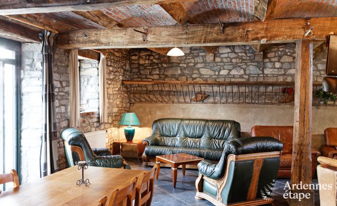 Ruim vakantiehuis in Durbuy: 26 personen, 9 kamers, hart van de Ardennen