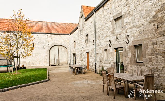 Vakantiehuis in Durbuy: 32 personen, 12 kamers, priv�tuin, hart van de Belgische Ardennen