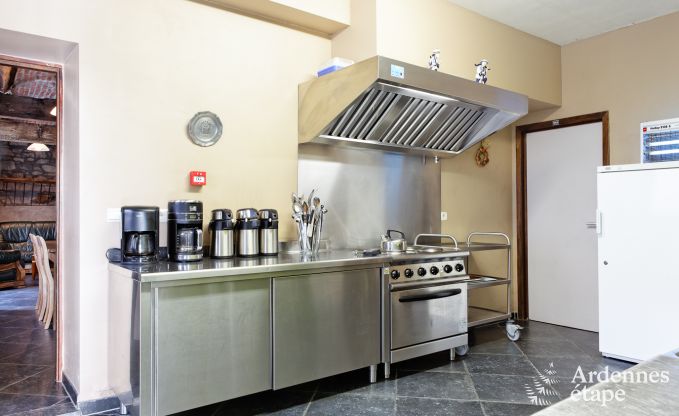 Vakantiehuis in Durbuy: 32 personen, 12 kamers, priv�tuin, hart van de Belgische Ardennen