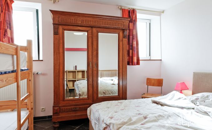 Vakantiehuis in Durbuy: 32 personen, 12 kamers, priv�tuin, hart van de Belgische Ardennen