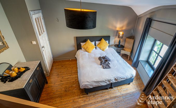 Charmante vakantiewoning voor 6 personen in �rez�e met 3 slaapkamers, priv�terras en houtkachel nabij de rustige Aisne-rivier