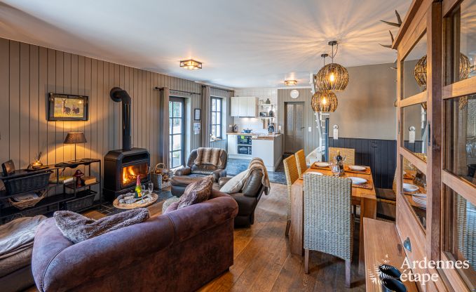 Charmante vakantiewoning voor 6 personen in �rez�e met 3 slaapkamers, priv�terras en houtkachel nabij de rustige Aisne-rivier