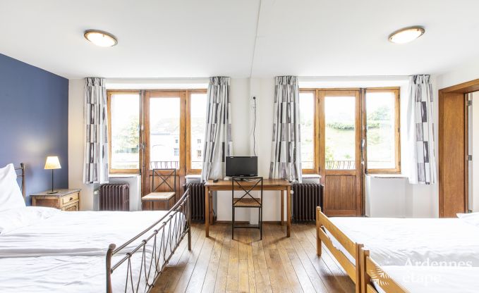 Vakantiehuis in Erez�e voor 40 personen in de Ardennen