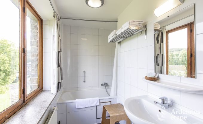 Vakantiehuis in Erez�e voor 40 personen in de Ardennen