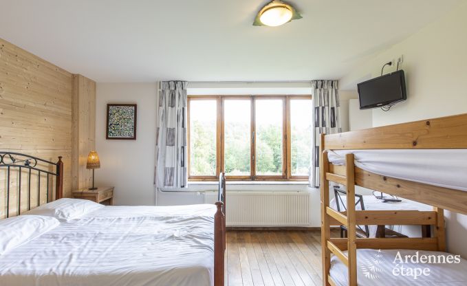 Vakantiehuis in Erez�e voor 40 personen in de Ardennen