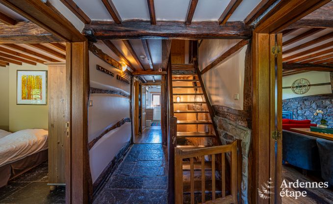 Vakantiehuis met overgedekte jacuzzi in Erez�e voor 16 personen in de Ardennen