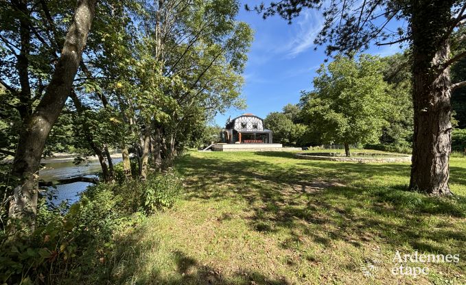 Uitzonderlijke vakantiewoning in Esneux voor 18 personen met 6 slaapkamers, infinity pool en buitenjaccuzi