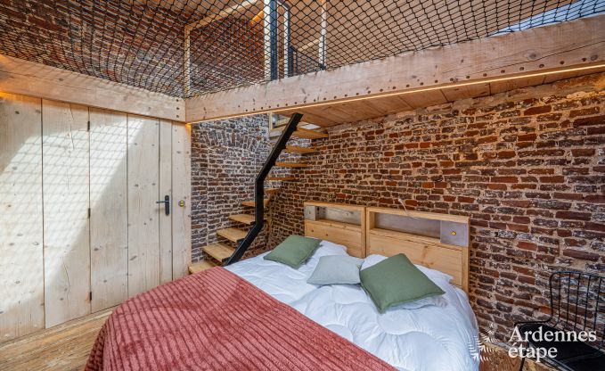 Afgelegen vakantiewoning in Esneux voor 12 personen met 6 slaapkamers, 7 badkamers, jacuzzi en zwembad