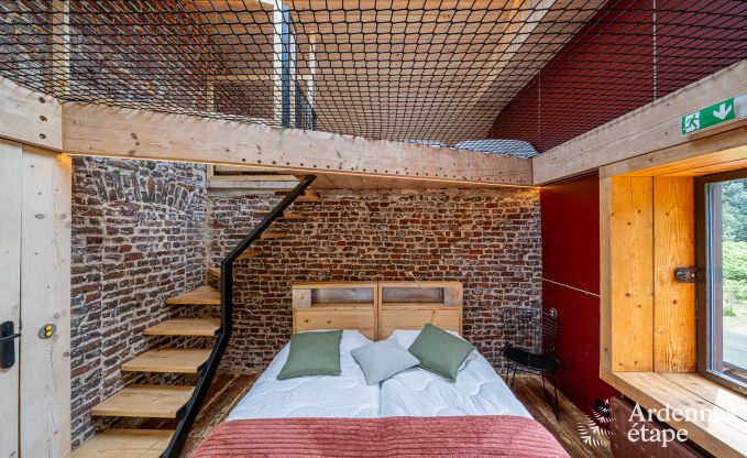 Afgelegen vakantiewoning in Esneux voor 12 personen met 6 slaapkamers, 7 badkamers, jacuzzi en zwembad