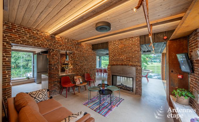 Afgelegen vakantiewoning in Esneux voor 12 personen met 6 slaapkamers, 7 badkamers, jacuzzi en zwembad